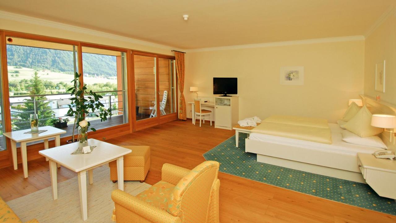 Hotel Olympia Brunico Exterior foto